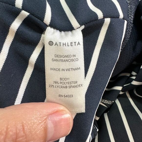 Athleta Stripe Contender 7/8 Tight in Powerlift Blue White Stripe Med - Picture 9 of 14